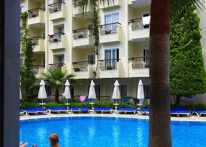 Sun & Aparthotel 3*