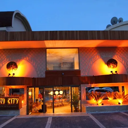 Sun & Apartmanhotel Side